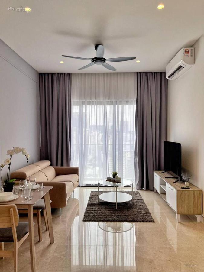 Bunga Suite At Lucentia Bbcc Куала-Лумпур Экстерьер фото